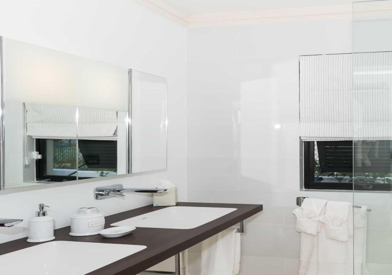 Mirador Barbados By Mc Luxury Rentals セントジェームス エクステリア 写真